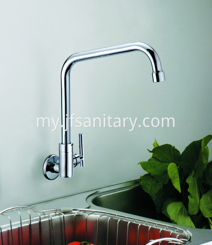 basic kitchen faucets